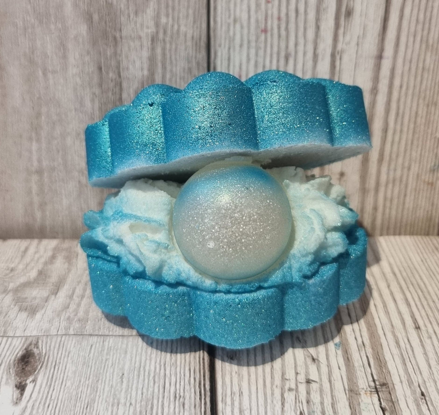 Pearl of the Sea Bath Bomb