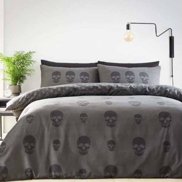 Skulls Printed Duvet Set